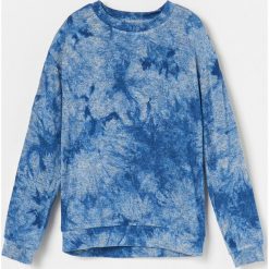 Wzorzysta bluza z miękkiej dzianiny - Granatowy. Niebieskie bluzy damskie Reserved, bez wzorów, z dzianiny, bez rękawów, bez kaptura. W wyprzedaży za 19,99 zł.
