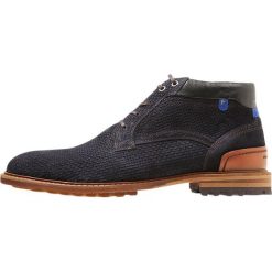 Floris van Bommel CREPI CUP Botki sznurowane dark blue. Niebieskie botki męskie marki Floris van Bommel, na sznurówki. Za 839,00 zł.