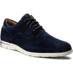 Półbuty CLARKS - Vennor Walk 261317517 Navy Suede. Niebieskie półbuty męskie Clarks, na co dzień, bez wzorów, ze skóry, eleganckie, bez zapięcia. W wyprzedaży za 259,00 zł.