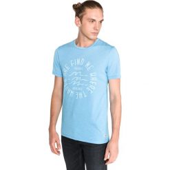 Jack & Jones New Hero Koszulka Niebieski. Niebieskie podkoszulki męskie Jack & Jones, l, z haftami, z bawełny, bez kołnierzyka, krótkie. Za 66,95 zł.