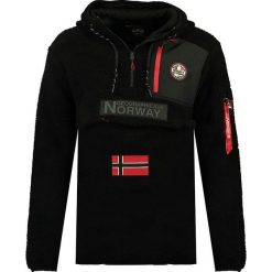 Bluza polarowa "Terifique" w kolorze czarnym. Czarne bluzy męskie xl, z polaru, z kapturem. W wyprzedaży za 159,95 zł.