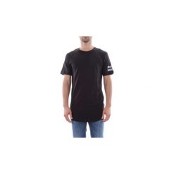 T-shirty z krótkim rękawem Jack Jones 12122082 ELKE. Czarne t-shirty męskie Jack & Jones, s, bez wzorów, bez kołnierzyka, krótkie. Za 59,24 zł.