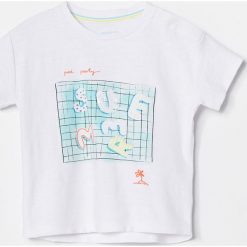 Bawełniany t-shirt z nadrukiem -. T-shirty męskie Reserved, z nadrukiem, z bawełny, bez kołnierzyka. Za 39,99 zł.