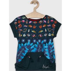 Desigual - Top dziecięcy 104-152 cm. Niebieskie bluzki dziewczęce Desigual, bez wzorów, z bawełny, z okrągłym kołnierzem, z krótkim rękawem, krótkie, bez kaptura. W wyprzedaży za 129,90 zł.