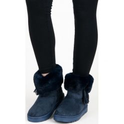 Buty zimowe damskie: MUKLUKI Z FRĘDZLAMI Genesis