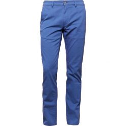Chinosy męskie: BOSS Orange REGULAR Spodnie materiałowe bright blue