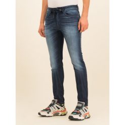 Jeansy Slim Fit Diesel Thommer 00S8M 069IE. Niebieskie jeansy męskie Diesel, s, bez wzorów. W wyprzedaży za 599,00 zł.