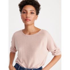 Gładki sweter - Różowy. Różowe swetry damskie Reserved, s, bez wzorów, bez rękawów, bez kaptura. Za 59,99 zł.