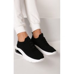 Czarne Buty Sportowe Arishell. Czarne buty sportowe damskie Born2be, bez wzorów, sportowe. W wyprzedaży za 89,99 zł.