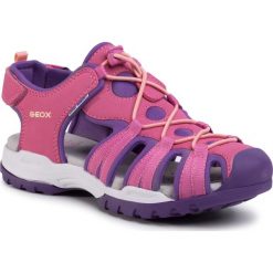 Sandały GEOX - J Borealis G. B J020WB 05015 C8370 D Fuchsia/Violet. Różowe sandały dziewczęce Geox, ze skóry ekologicznej, bez zapięcia. Za 309,00 zł.