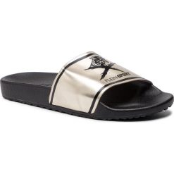 Klapki PLEIN SPORT - Black Soul MSG0018 Gold. Żółte klapki męskie Plein Sport, bez wzorów, z tworzywa sztucznego. W wyprzedaży za 249,00 zł.