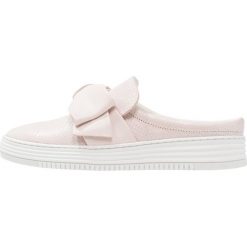 Chodaki damskie: Bullboxer Klapki rose