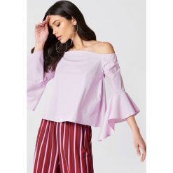 Glamorous Top z rozkloszowanymi rękawami - Pink. Różowe topy damskie marki Glamorous, bez wzorów, bez kołnierzyka. W wyprzedaży za 56,78 zł.