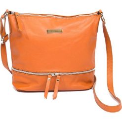 Torebki klasyczne damskie: Skórzana torebka w kolorze koniaku – 24 x 32 x 11 cm