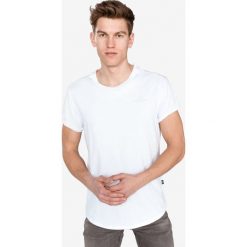G-Star RAW Shelo Koszulka Biały. Białe podkoszulki męskie G-Star RAW, l, z nadrukiem, z bawełny, z krótkim rękawem. Za 171,95 zł.