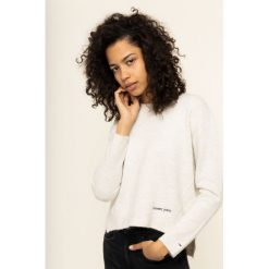 Sweter Tommy Jeans Tjm Side Stitch Detail DW0DW08285. Niebieskie swetry damskie Tommy Jeans, xs, bez wzorów, z elastanu, klasyczne, bez rękawów, bez kaptura. W wyprzedaży za 269,00 zł.
