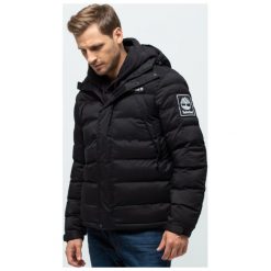 Timberland Kurtka Outdoor Archive Puffer Jacket , czarny, rozmiar M. Czarne kurtki męskie Timberland, na zimę, m, bez wzorów, z gumy, bez kaptura. W wyprzedaży za 687,99 zł.