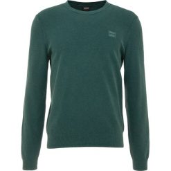 Swetry klasyczne męskie: BOSS CASUAL KALASSY Sweter dark green
