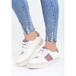 Biało-Różowe Trampki Summer Crane. Różowe espadryle damskie Born2be, z aplikacjami, bez obcasa. Za 49,99 zł.