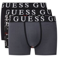 Komplet 3 par bokserek Guess U01G07 JR003. Czarne bokserki męskie Guess, z aplikacjami, z elastanu. W wyprzedaży za 149,00 zł.
