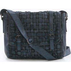 Torebki klasyczne damskie: Skórzana torebka w kolorze niebieskim – 27 x 23 x 11 cm
