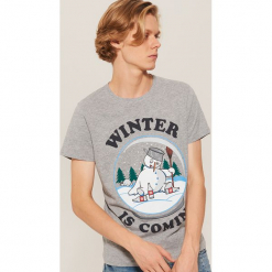 T-shirt z napisem Winter is coming - Szary. Szare t-shirty męskie marki House, l, z napisami. Za 39,99 zł.