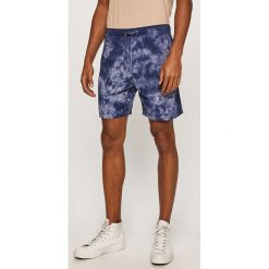 Levi's - Szorty. Niebieskie spodenki i szorty męskie Levi's®, s, bez wzorów, z elastanu, casualowe. W wyprzedaży za 129,90 zł.