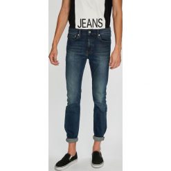 Calvin Klein Jeans - Jeansy. Niebieskie jeansy męskie Calvin Klein Jeans, bez wzorów. W wyprzedaży za 299,90 zł.