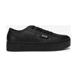 Versace Jeans Couture Tenisówki Czarny. Czarne trampki męskie Versace Jeans Couture, bez wzorów, z jeansu, bez zapięcia. Za 686,95 zł.