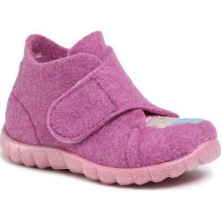 Kapcie SUPERFIT - 1-000290-9000 Lila. Fioletowe sandały dziewczęce Superfit, z tworzywa sztucznego, bez zapięcia. Za 129,00 zł.