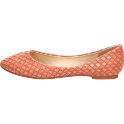 Różowe baleriny buty damskie SABATINA BAL1. Różowe baleriny damskie Sabatina, bez wzorów, bez obcasa. W wyprzedaży za 40,00 zł.