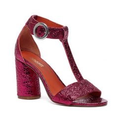 Skórzane sandały w kolorze fuksji. Sandały damskie Tosca Blu, Bagatt. W wyprzedaży za 279,95 zł.