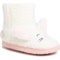 Kapcie GIOSEPPO - 46360 Off White. Białe sandały dziewczęce Gioseppo, z tworzywa sztucznego, bez zapięcia. W wyprzedaży za 119,00 zł.
