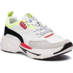 Sneakersy PEPE JEANS - Sinyu Men PMS30552 White 800. Białe sneakersy męskie Pepe Jeans, bez zapięcia. Za 389,00 zł.