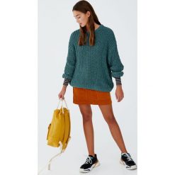 Luźny szenilowy sweter. Brązowe swetry klasyczne damskie marki Pull&Bear. Za 109,00 zł.