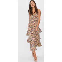 Answear Lab - Sukienka. Sukienki damskie Answear Lab, na co dzień, s, w kwiaty, z wiskozy, casualowe, bez kołnierzyka, bez rękawów, maxi, rozkloszowane. Za 169,90 zł.