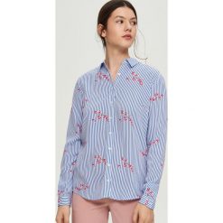 Wzorzysta koszula - Granatowy. Niebieskie koszule damskie Sinsay, s, bez wzorów, bez kołnierzyka, bez rękawów. W wyprzedaży za 29,99 zł.