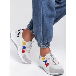 Szaro-Różowe Sneakersy Its. Szare buty sportowe damskie Inny, bez wzorów, sportowe. Za 89,99 zł.