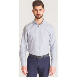 Niebieska koszula Joop Jeans Hanjo we wzór. Niebieskie koszule męskie m, z aplikacjami, z bawełny. Za 224,50 zł.