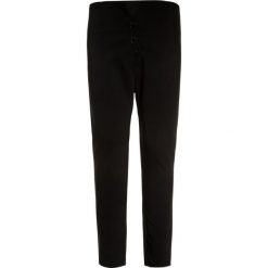 Chinosy chłopięce: Patrizia Pepe TROUSER Spodnie materiałowe black
