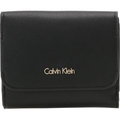 Portfele damskie: Calvin Klein METROPOLITAN MEDIUM Portfel black