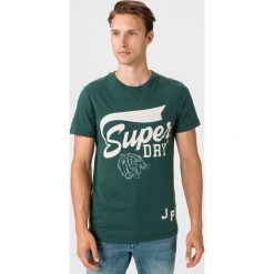 SuperDry T&F Classic Koszulka Zielony. Zielone podkoszulki męskie Superdry, m, z nadrukiem, z bawełny, bez kołnierzyka, krótkie. Za 157,95 zł.