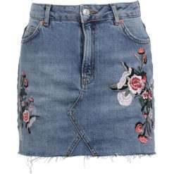 Spódniczki: Topshop RED BUD FLOWER Spódnica jeansowa middenim