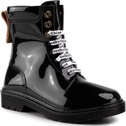 Trapery See By Chloé SB33150A. Czarne buty trekkingowe damskie See by Chloé, bez obcasa, bez zapięcia. W wyprzedaży za 529,00 zł.