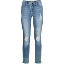 Dżinsy SKINNY z ćwiekami bonprix niebieski bleached. Niebieskie jeansy damskie skinny bonprix, z jeansu. Za 79,99 zł.