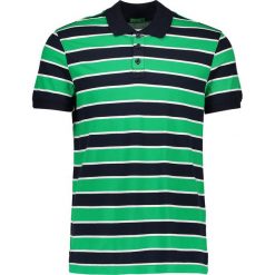 Koszulka polo w kolorze zielono-czarnym. Zielone koszulki męskie Benetton, s, w paski, z bawełny, polo, bez rękawów. W wyprzedaży za 55,95 zł.