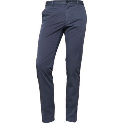 Chinosy męskie: Tiger of Sweden RODMAN Chinosy vintage indigo