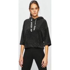 Reebok - Bluza. Czarne bluzy damskie Reebok, s, z nadrukiem, z bawełny. W wyprzedaży za 159,90 zł.