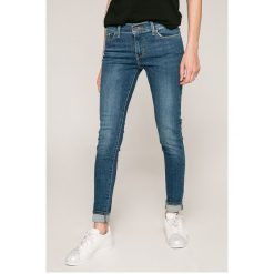 Levi's - Jeansy 710. Brązowe jeansy damskie rurki marki Levi's®, z bawełny. W wyprzedaży za 259,90 zł.