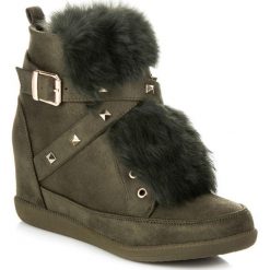Sneakersy z futerkiem LILLIAN. Czarne botki damskie marki KYLIE. Za 112,90 zł.